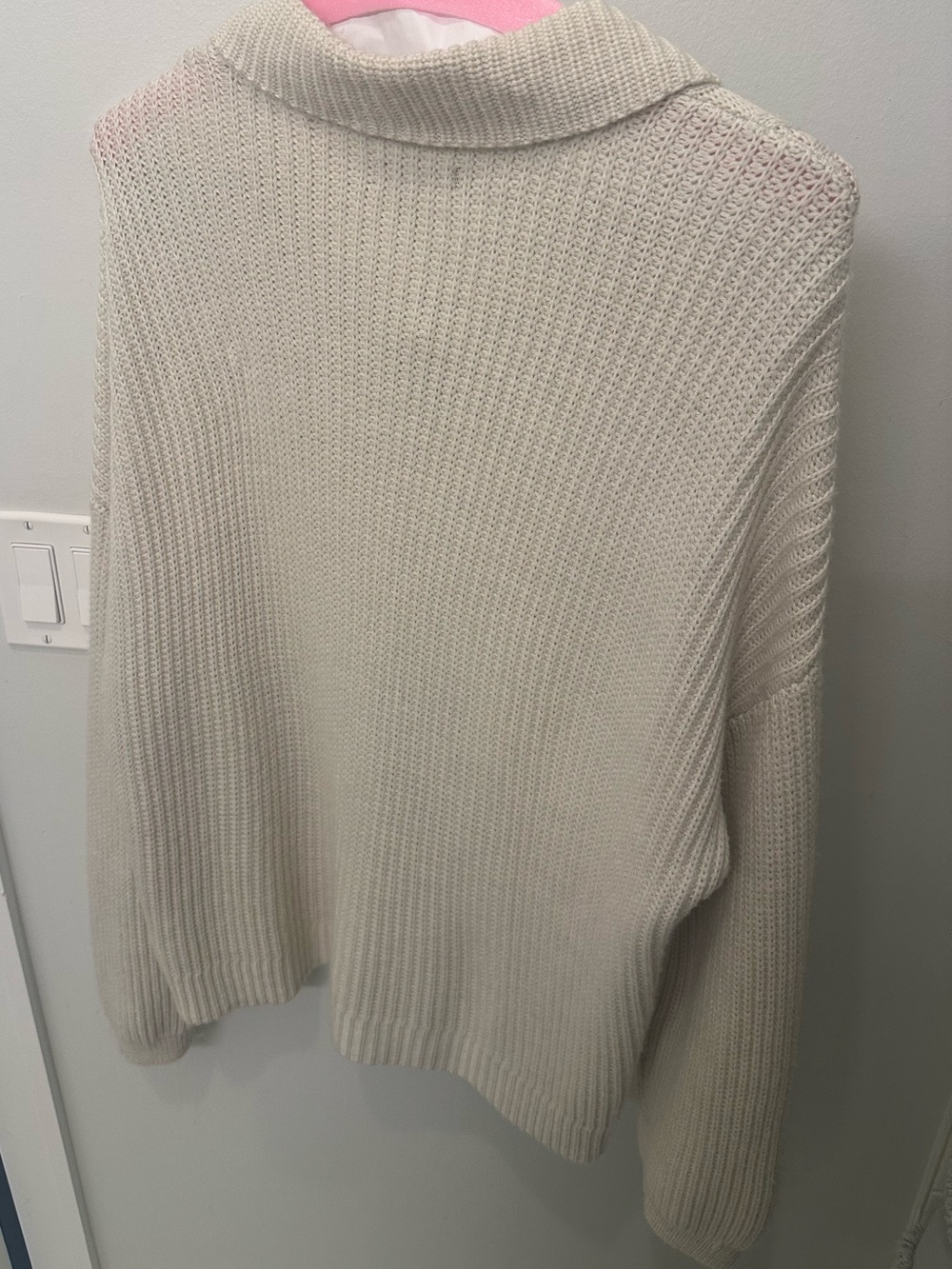 Australian Merino Wool Collared Cable Cardigan - Picture 9 of 11